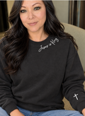 Jesus is King Pullover